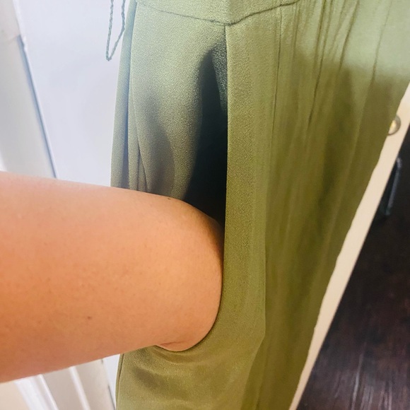 Beachcore V-Neck Sleeveless Jumpsuit  Romper Size M Green A New Day Casual core - Picture 2 of 6